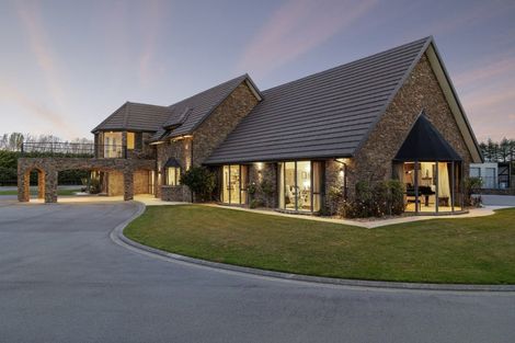 Photo of property in 635 Yaldhurst Road, Yaldhurst, Christchurch, 7676