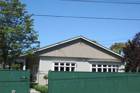 Photo of property in 48 Stapletons Road, Richmond, Christchurch, 8013