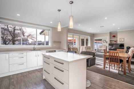 Photo of property in 78 Great North Road, Winton, 9720