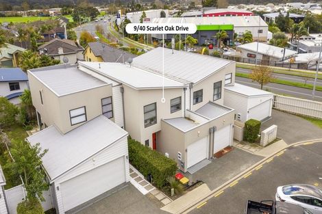 Photo of property in 9/40 Scarlet Oak Drive, Schnapper Rock, Auckland, 0632