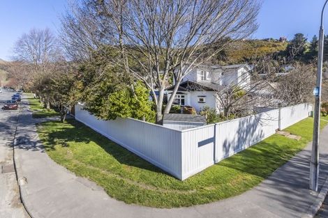 Photo of property in 32 Bowenvale Avenue, Cashmere, Christchurch, 8022