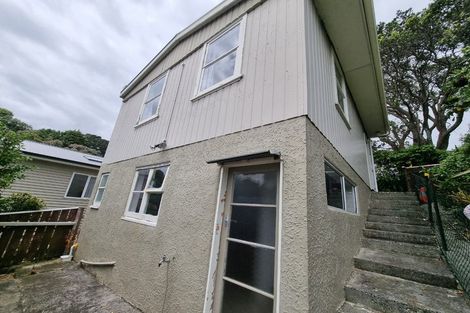 Photo of property in 1b Court Road, Tawa, Wellington, 5028