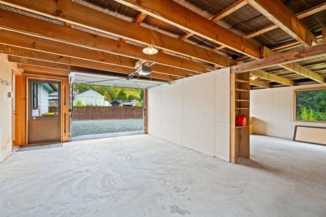 Photo of property in 14 Iona Street, Lawrence, 9532