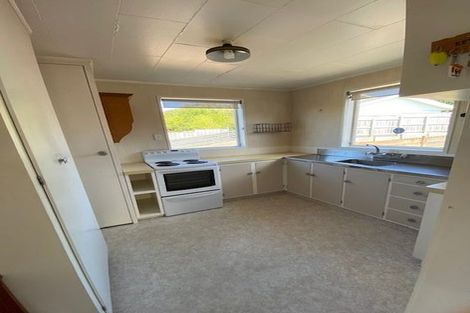 Photo of property in 17 Kinder Street, Acacia Bay, Taupo, 3330