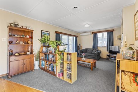 Photo of property in 25 Paterson Street, Pahiatua, 4910
