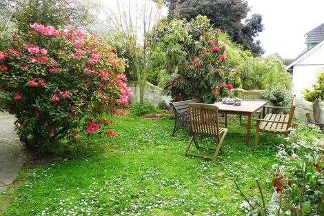 Photo of property in 11 Wharfe Street, South Hill, Oamaru, 9400