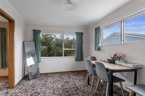 Photo of property in 3 Tralee Place, Bishopdale, Christchurch, 8053