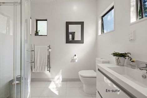 Photo of property in 37 Simla Avenue, Havelock North, 4130