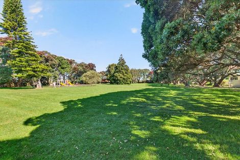 Photo of property in 175a Centreway Road, Orewa, 0931