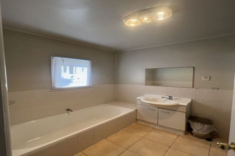 Photo of property in 244 Mount Wellington Highway, Mount Wellington, Auckland, 1060