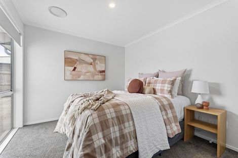 Photo of property in 221 Te Okuroa Drive, Papamoa, 3118
