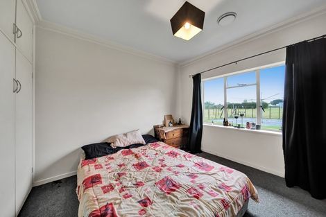 Photo of property in 49 Castle Street, Eltham, 4322