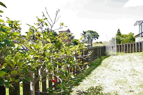 Photo of property in 4a Moray Place, Whiritoa, Whangamata, 3691