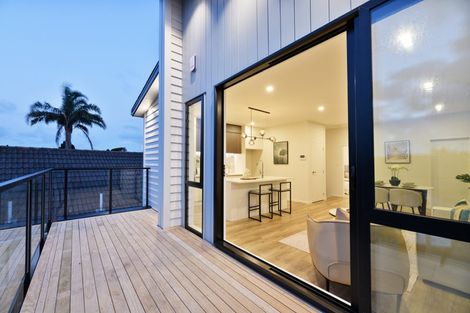 Photo of property in 95c Swanson Road, Henderson, Auckland, 0610