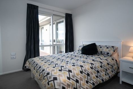 Photo of property in 4 The Rise, Mount Pleasant, Christchurch, 8081