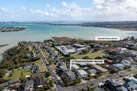 Photo of property in 17 Waitemata Road, Hauraki, Auckland, 0622