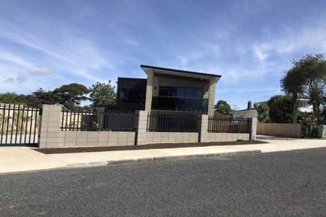 Photo of property in 66a Marine Parade, Otaki Beach, Otaki, 5512