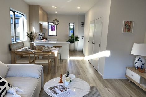 Photo of property in 5/35 Renata Crescent, Te Atatu Peninsula, Auckland, 0610