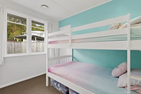 Photo of property in 7 Beazley Avenue, Paparangi, Wellington, 6037