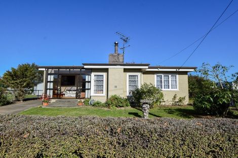 Photo of property in 9 Davy Street, Carterton, 5713