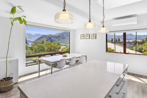 Photo of property in 22 Penrith Park Drive, Wanaka, 9305
