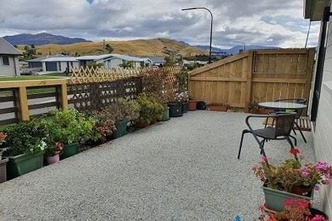 Photo of property in 2 Silver Street, Lower Shotover, Queenstown, 9304