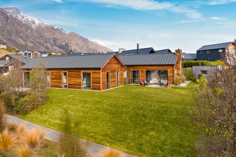Photo of property in 4 Aberdare Court, Jacks Point, Queenstown, 9371