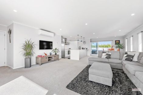 Photo of property in 12 Gardner Place, Otaki, 5512