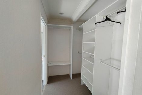 Photo of property in 20 Carriage Close, Northpark, Auckland, 2013