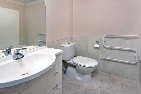 Photo of property in 26 Foxlaw Street, Randwick Park, Auckland, 2105