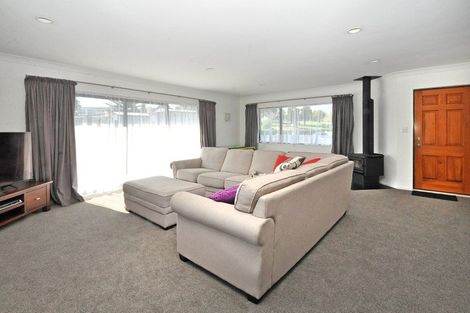 Photo of property in 34 Constable Road, Waiuku, 2123