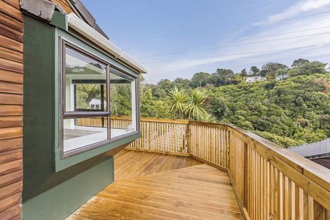 Photo of property in 12 Creswick Terrace, Northland, Wellington, 6012