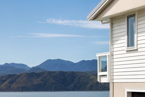 Photo of property in 128 Seatoun Heights Road, Seatoun, Wellington, 6022