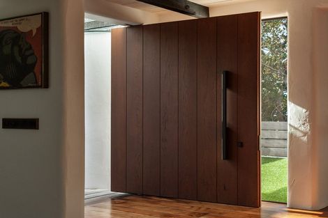 Photo of property in 3 Maramanui Way, Karaka Bays, Wellington, 6022