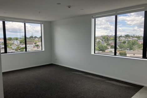 Photo of property in 407/3 Rauemi Way, Te Atatu South, Auckland, 0610