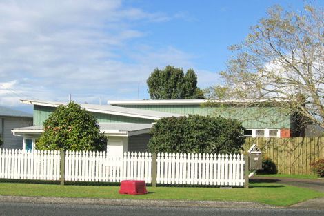 Photo of property in 11 Fisher Terrace, Te Kamo, Whangarei, 0112