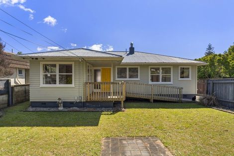 Photo of property in 13 Aorangi Road, Paraparaumu, 5032