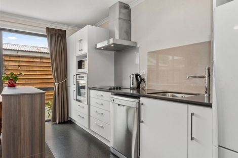 Photo of property in 11/28 Fifth Avenue, Enderley, Hamilton, 3214