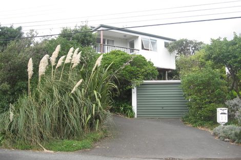 Photo of property in 1 Tainui Street, Raumati Beach, Paraparaumu, 5032