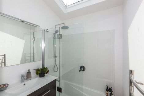 Photo of property in 14 Arawhata Road, Paraparaumu, 5032