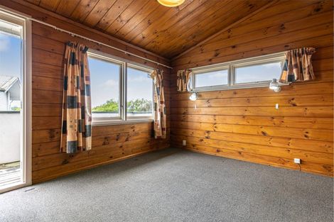 Photo of property in 291 Pakuranga Road, Pakuranga Heights, Auckland, 2010