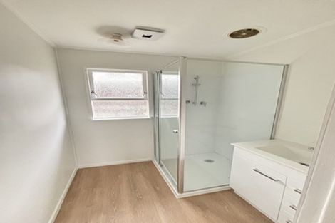 Photo of property in 1 Fairlight Place, Manurewa, Auckland, 2102