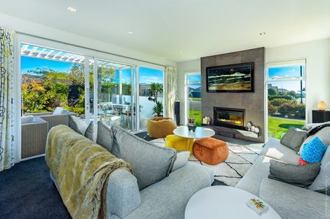 Photo of property in 19 Old Red Barn Road, Halswell, Christchurch, 8025