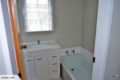 Photo of property in 18 Te Arataura Street, Takapuwahia, Porirua, 5022