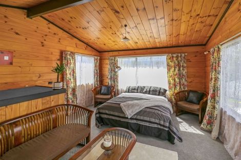 Photo of property in 2 Hunter Street, Dannevirke, 4930