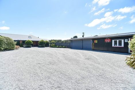 Photo of property in 424 Barkers Road, Loburn, Rangiora, 7472