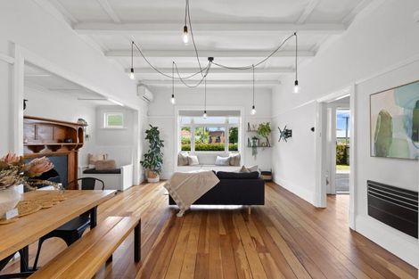 Photo of property in 932 Heaphy Terrace, Fairfield, Hamilton, 3214