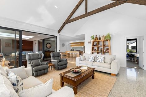 Photo of property in 5 Kerrera Lane, Jacks Point, Queenstown, 9371