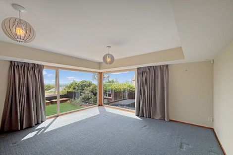 Photo of property in 2/4 Sulby Road, Cashmere, Christchurch, 8022