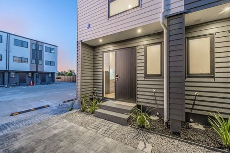 Photo of property in 2/1 Cape Road, Mangere, Auckland, 2022